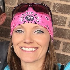 Meet your Posher, Jennifer